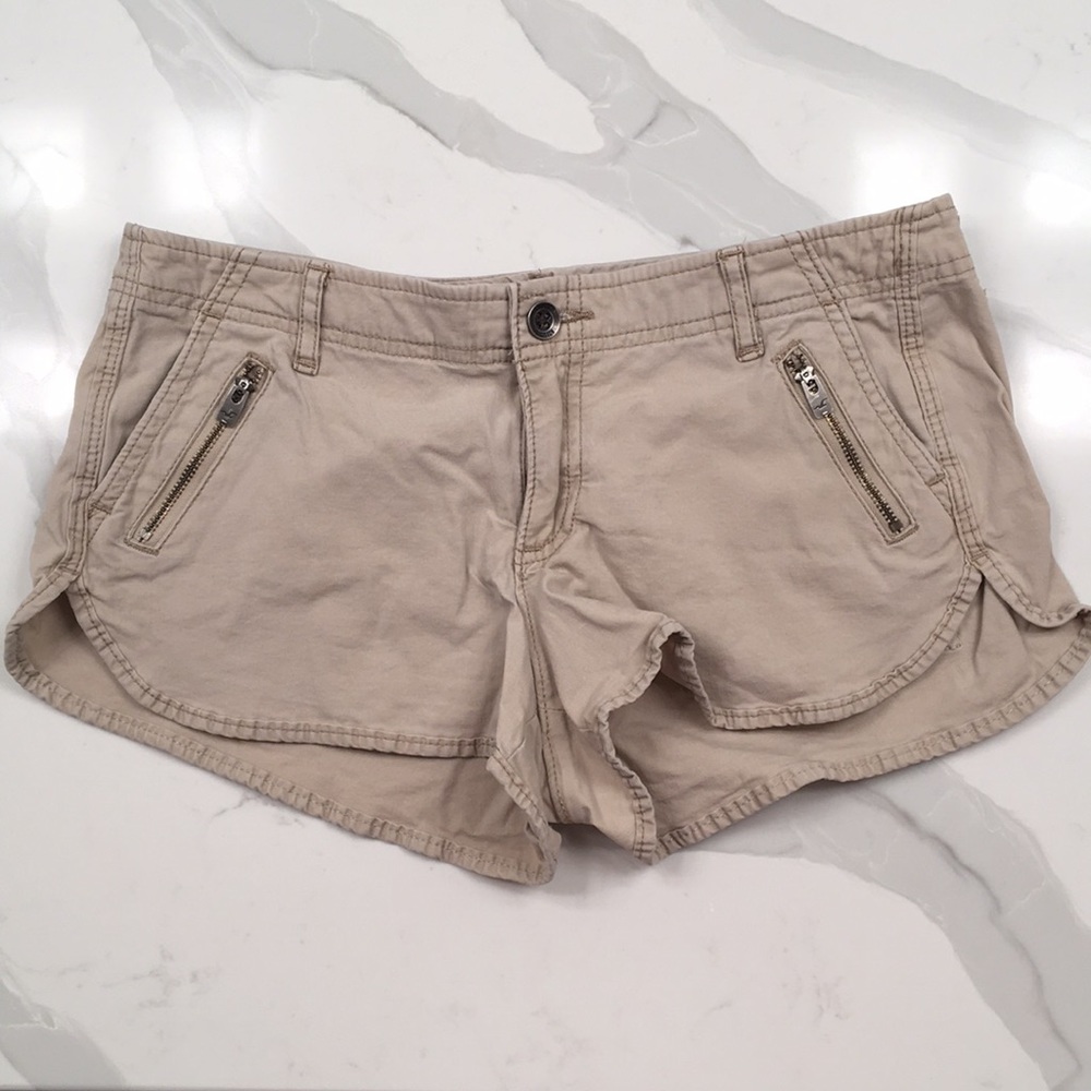 Tan Hollister Shorts - Like new!